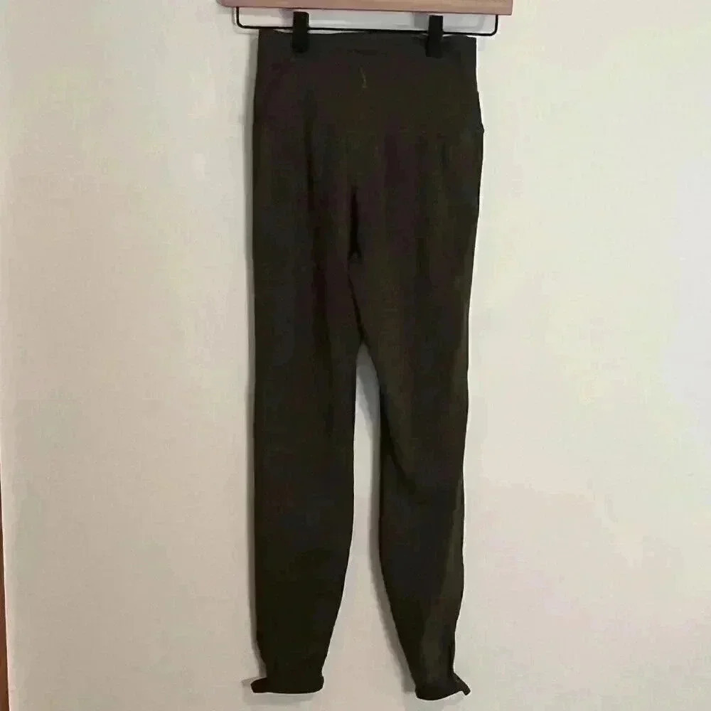 Nike Dri-FIT High Rise Leggings - Picture 2 of 9